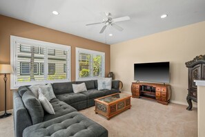 Smart TV, DVD player, books, stereo - Poipu condo with AC, pool and beach access summer deals (Koloa)