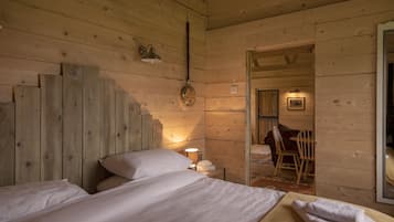 2 chambres, fer et planche Ă repasser, Wi-Fi gratuit, draps fournis