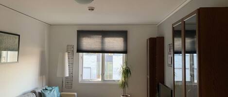 Apartment | Living area | Flat-screen TV