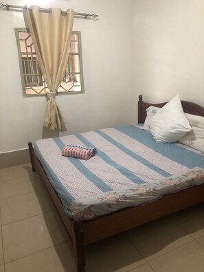 1 多间卧室、WiFi、床单