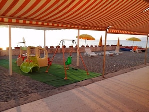 Children's play area - outdoor - Sea Palace Hotel (Fuscaldo)