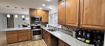 Ranch Home Retreat on 4 Acre Land near UNC/Duke