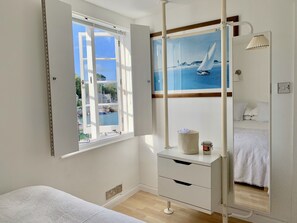 4 chambres, draps en coton égyptien, fer et planche à repasser, Wi-Fi