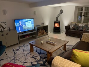TV, fireplace, foosball - Harbour and Sea Views, Padstow, Cornwall, (Cornwall)