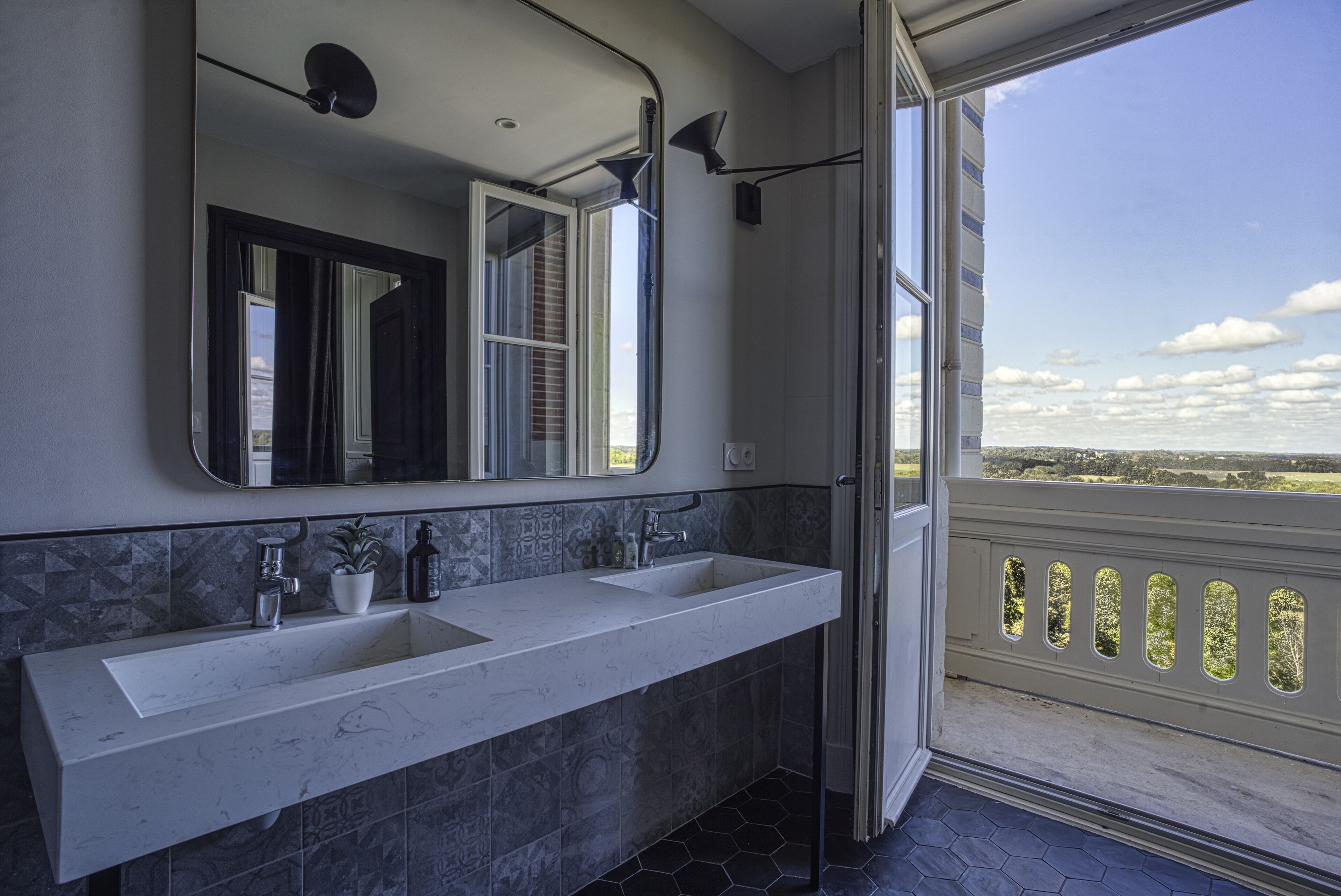 deluxe room, accessible | bathroom | shower, rainfall showerhead, free toiletries, towels