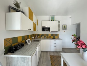 Fridge, microwave, oven, stovetop - Fantastic House: ideal for 2 couples and their children, ideal for telework (Almancil)