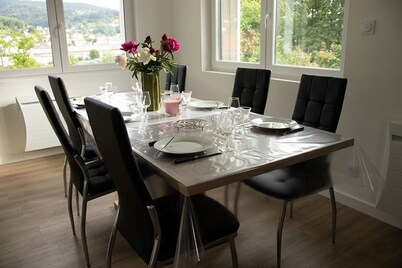 Quiet apartment with terrace for 6 people, 3 bedrooms.