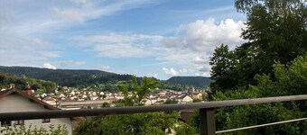 Quiet apartment with terrace for 6 people, 3 bedrooms.