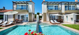 Sunny Villas Resort & Spa