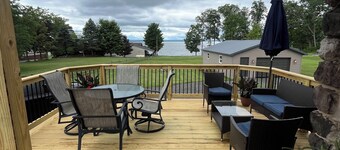 Lakefront Getaway at the Cozy Stone House