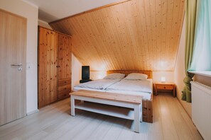 2 chambres, lit parapluie, Wi-Fi gratuit, draps fournis
