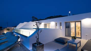 Vila superior, 3 quartos, piscina particular, vista para a montanha | Piscina particular