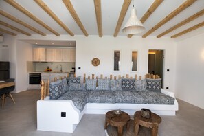 Deluxe-villa - 3 soveværelser - privat pool - bjergudsigt | Opholdsområde