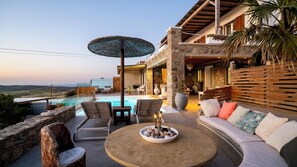 Deluxe House, 1 Bedroom, Kitchenette, Pool View | Private pool