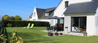 Raguenes, walking distance to the beach, near Trévignon and Pont Aven, furnished tourist accommodation ***. 