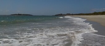 Raguenes, walking distance to the beach, near Trévignon and Pont Aven, furnished tourist accommodation ***. 