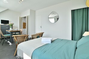 Desk, iron/ironing board