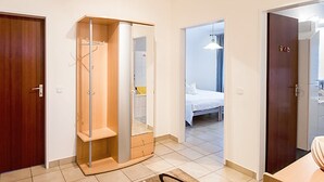 2 室のベッドルーム、WiFi、ベッドシーツ