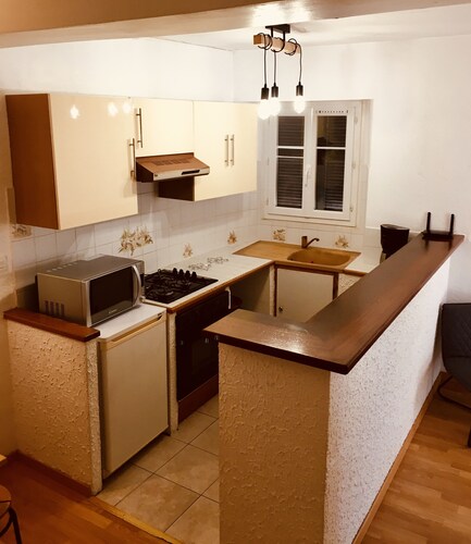 Cosy air-conditioned Village House 450m from the beach, 2km from Cap Corse town