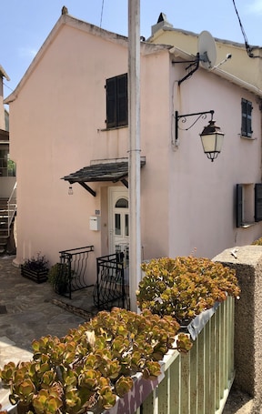 Exterior. Cosy air-conditioned Village House 450m from the beach, 2km from Cap Corse town