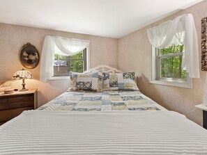 2 slaapkamers, een bureau, wifi, beddengoed