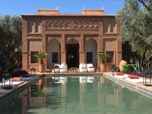 A heated pool - PALAIS TAFOUKT: 2 luxury Riads and a Garden of Eden (Taroudant)