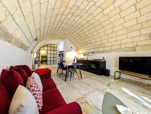 TV - Old farmhouse "Le Bey" Elsa (Giuggianello)