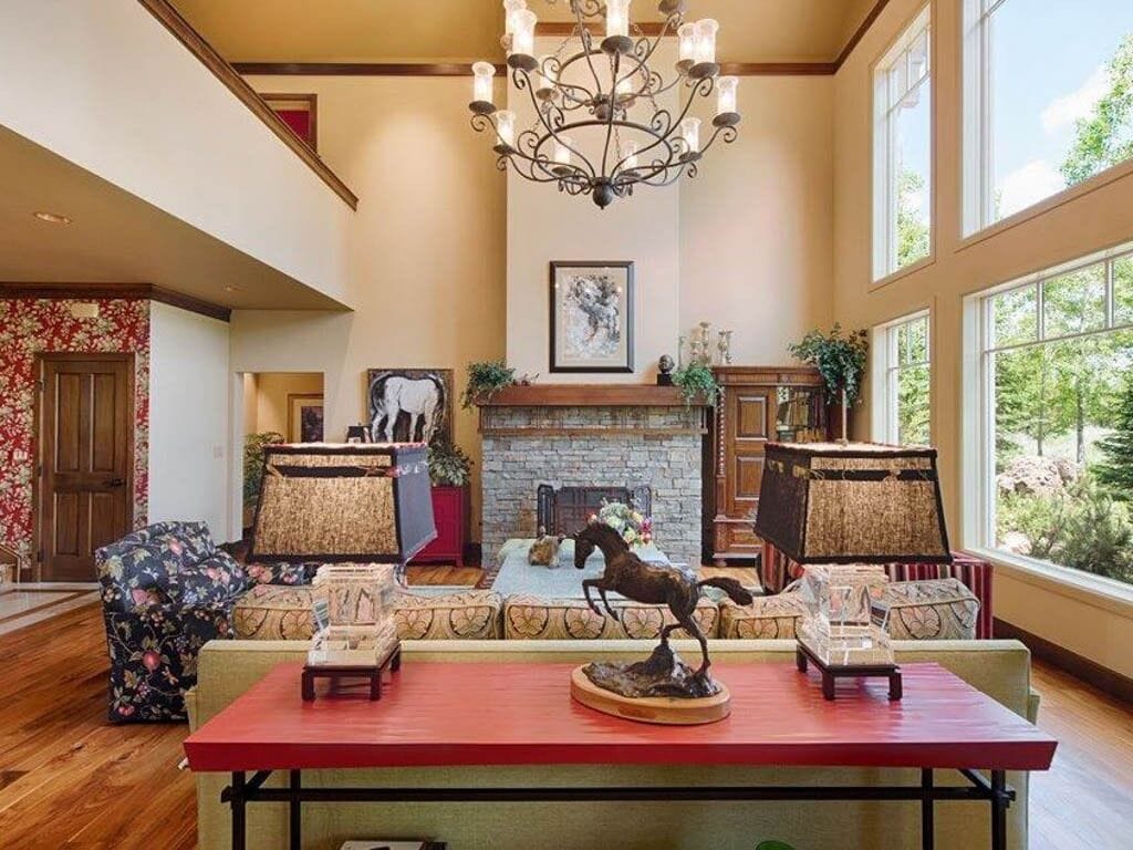 Indoor/Outdoor Elegance!