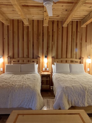 Classic Cabin | 1 bedroom, bed sheets