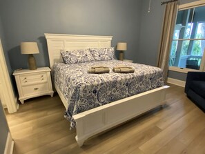 6 bedrooms, WiFi, bed sheets