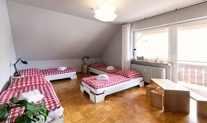 3 chambres, fer et planche à repasser, Wi-Fi, literie fournie