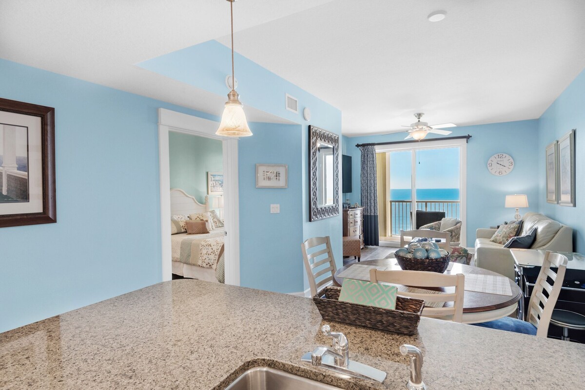 Grand Panama 1806 2Br 2Ba Plus Bunk Area. Direct Gulf Front, Pet Friendly.