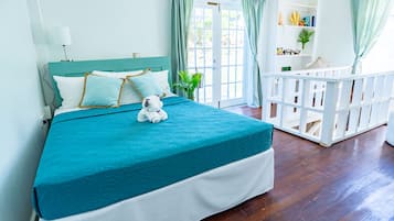 Suite estudio clásica | 1 habitación, decoración personalizada, muebles diferentes y escritorio