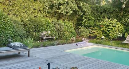 Belle maison contemporaine calme dans un quartier résidentiel