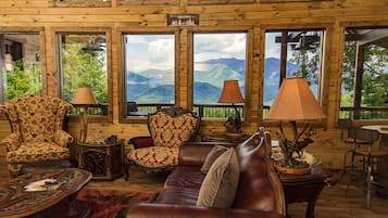 Smart TV, fireplace, streaming services