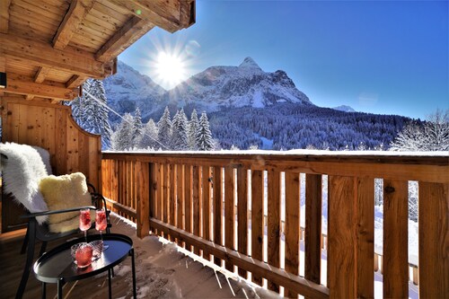 New Apart at the Zugspitze with spa, hot tub, barbecue area, beautiful outdoor area...