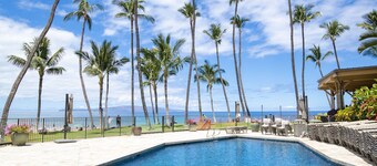 Newly updated oceanfront condo, perfect location