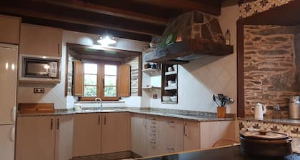 Casa Rigueira, Beautiful rustic house built in the late 1800's for 9 people
