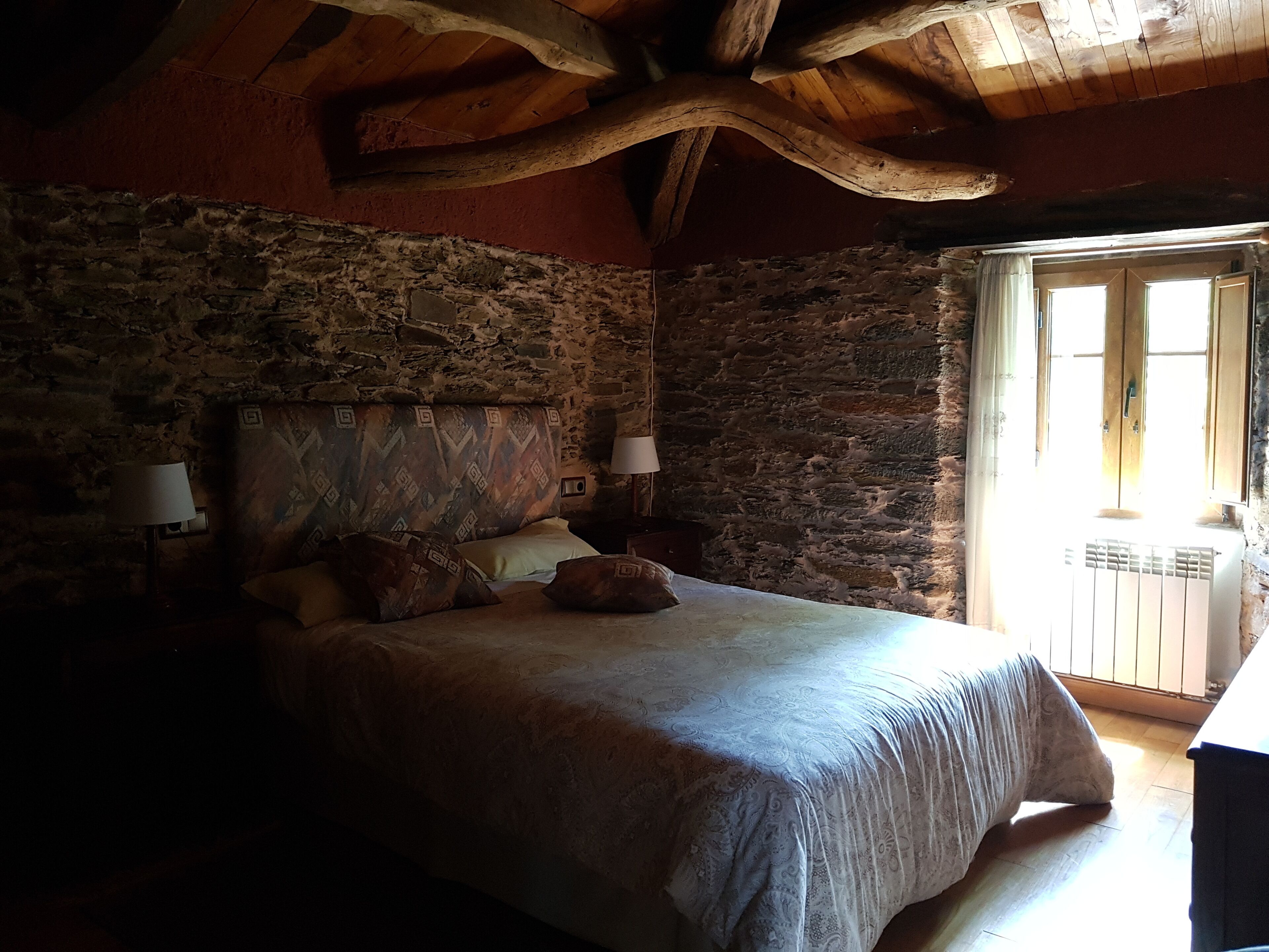 4 間睡房、熨斗/熨衫板、可攜式嬰兒床、免費 Wi-Fi