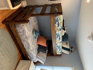 4 bedrooms, WiFi