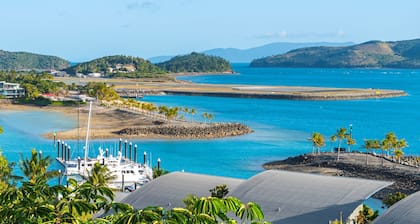 Unwind in Paradise at Casuarina 18: Your Hamilton Island Getaway!