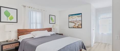 3 habitaciones, escritorio, wifi gratis y ropa de cama