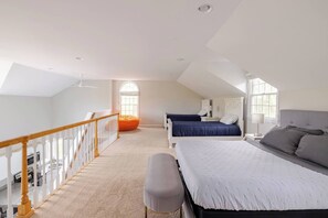 8 bedrooms, iron/ironing board, free WiFi, bed sheets - Over 10 Acres In Bucolic Bucks County w/Pool! (Perkasie)