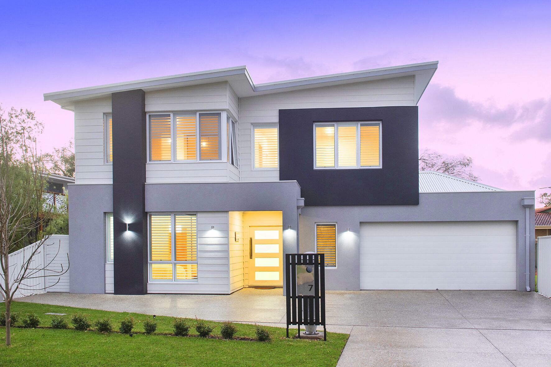 JUST PARK AND WALK EVERYWHERE!