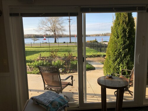 Bass Lake Views & Access. Walk Downtown Elk Rapids.