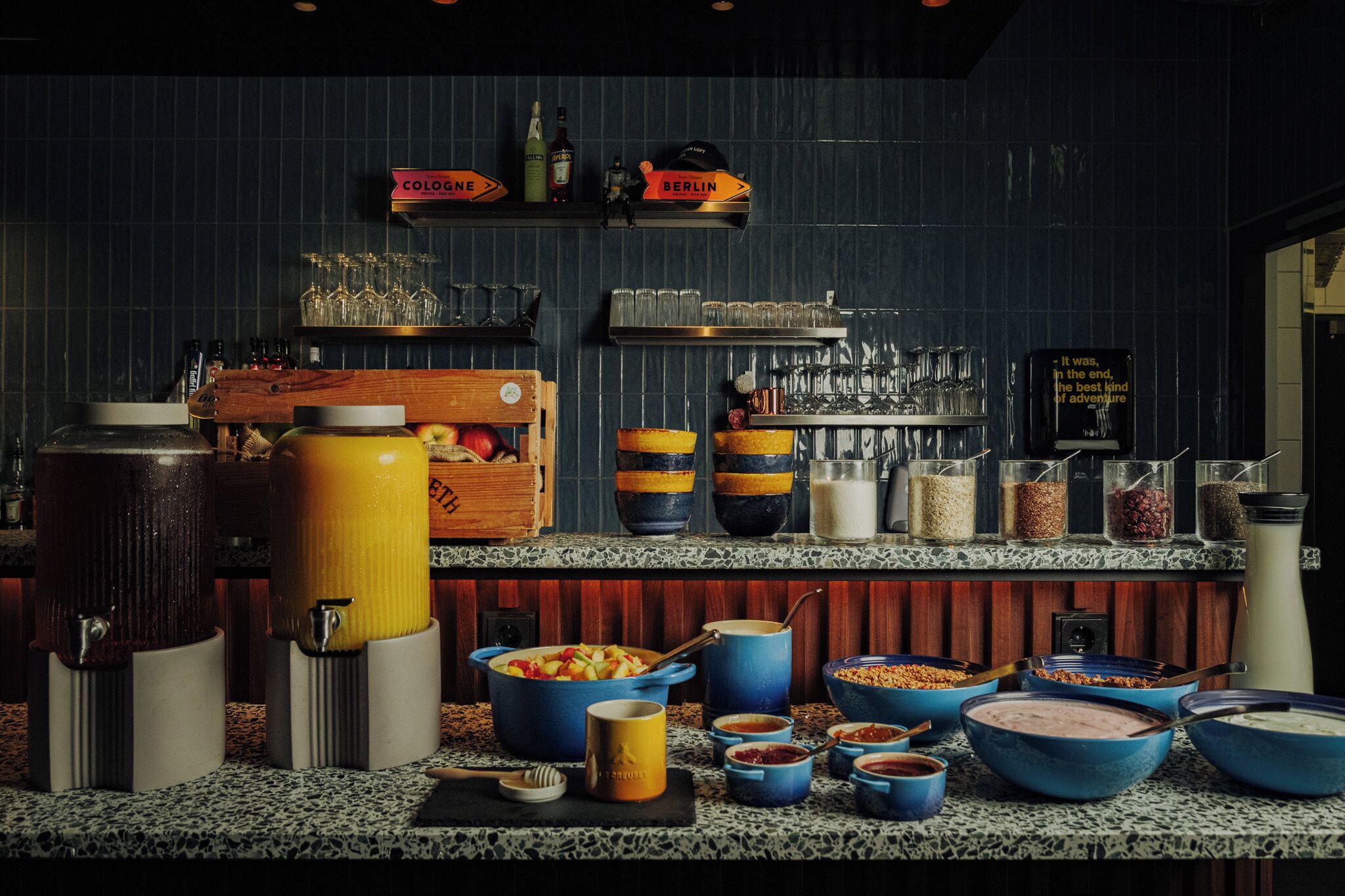 Café da manhã com buffet todos os dias mediante uma taxa