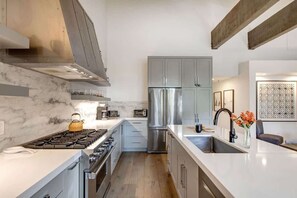 Fridge, microwave, oven, stovetop - Abode at Black Bear #306, top floor private hot tub & deck, Deer Valley (Park City)