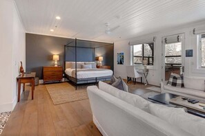 4 Schlafzimmer, Bügeleisen/Bügelbrett, WLAN, Bettwäsche