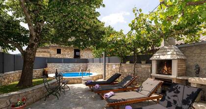 Casa Bombic