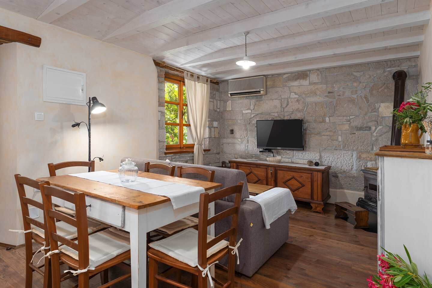 House | Living area